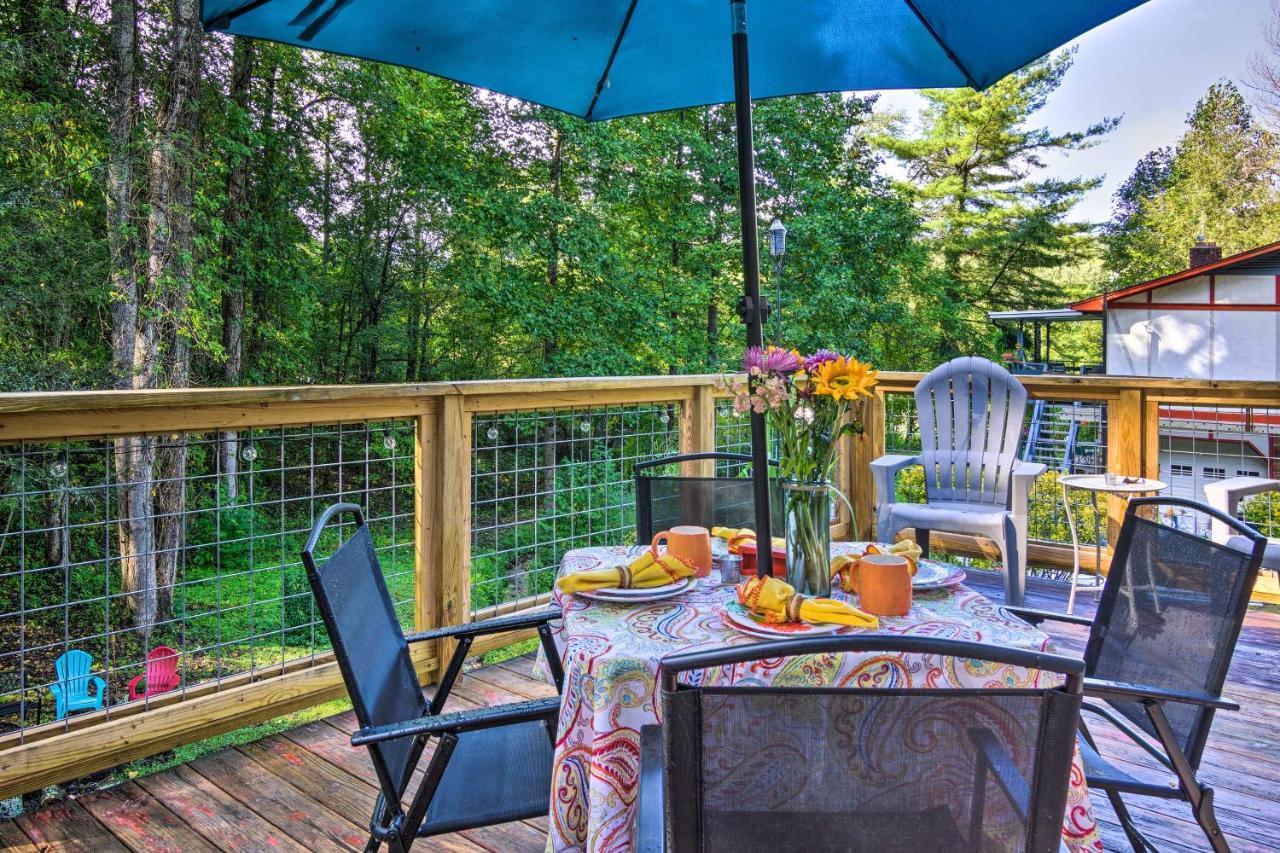 Shaw Creek Cottage With Fire Pit And Forest Views Hendersonville Exteriör bild